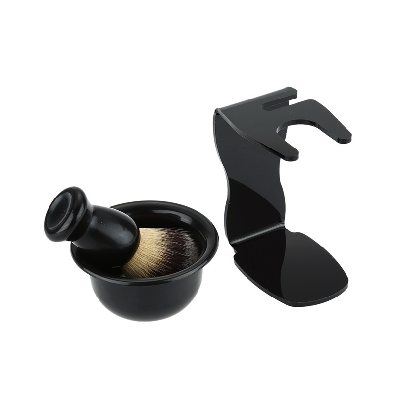Rasierpinsel und Schüssel mit  – Mens Grooming Barber Bewertung und Preis